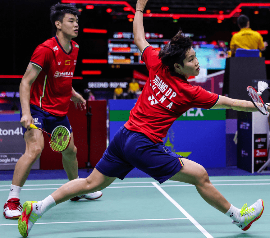 法国队鏖战韩国队，郑思维统治全场