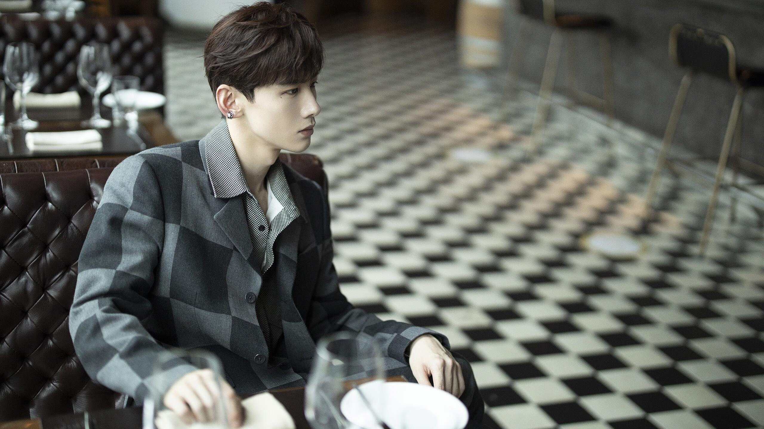 北岸花园的寂静，拉文47分撕碎绿军神话