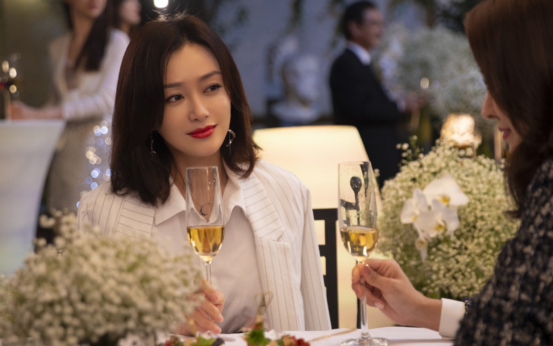 开云体育入口-门神附体！库尔图瓦三拒点球定乾坤，袋鼠军团逆境翻盘掀翻波兰