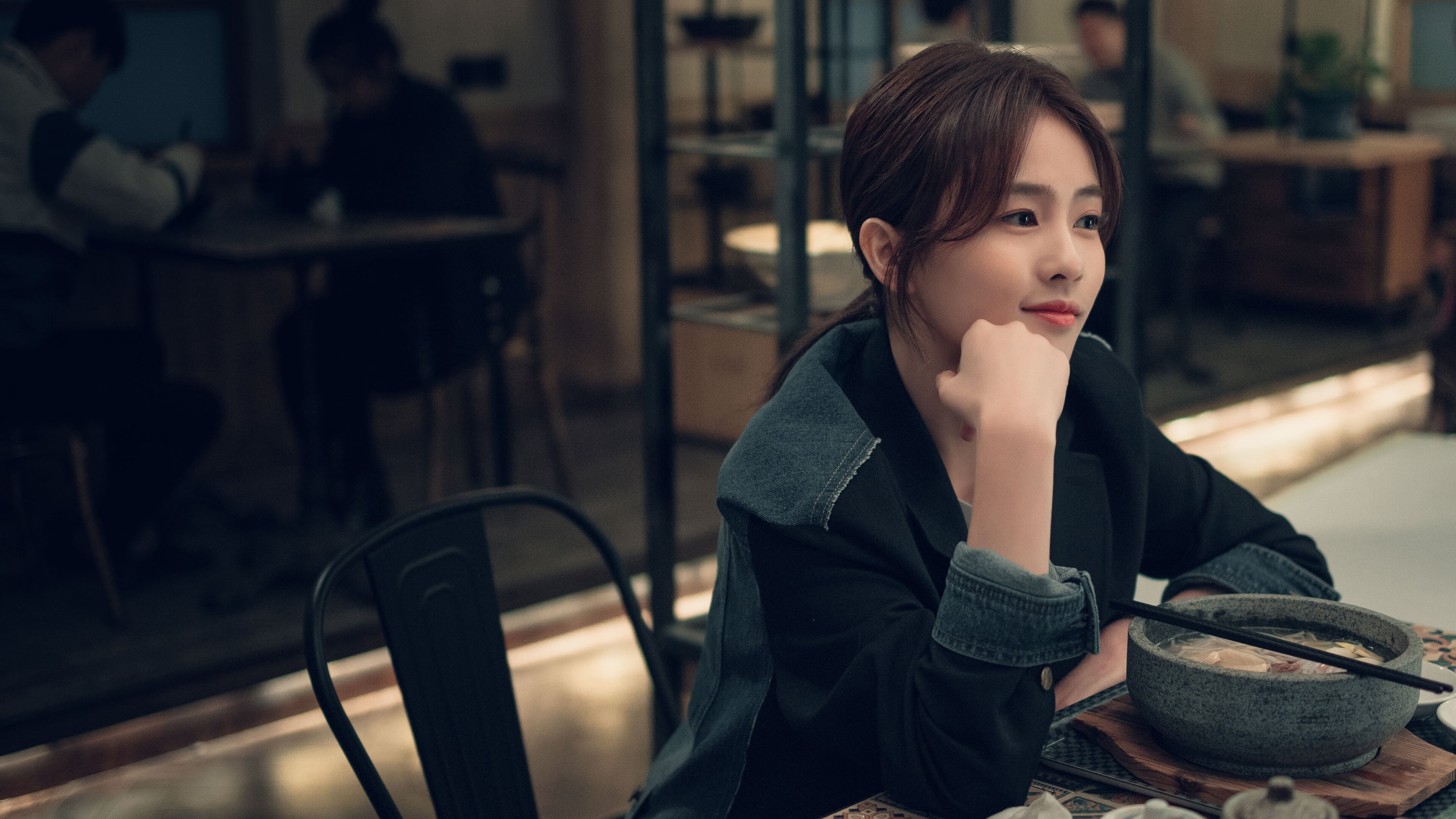 鹈鹕三分雨淹没上海防线 哈利伯顿死亡缠绕锁定胜局